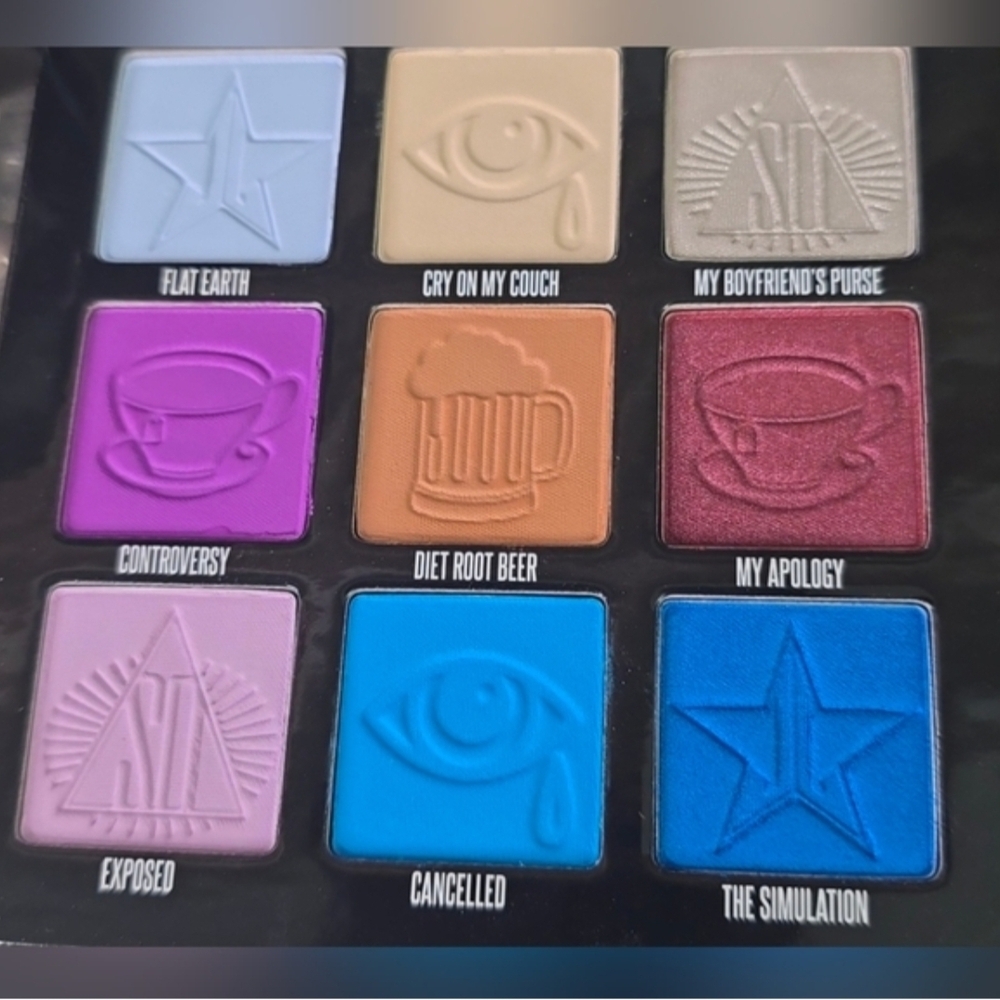 Jeffree Star Cosmetic Bag, Eyeshadow & 2 Lipstick - Picture 3 of 14
